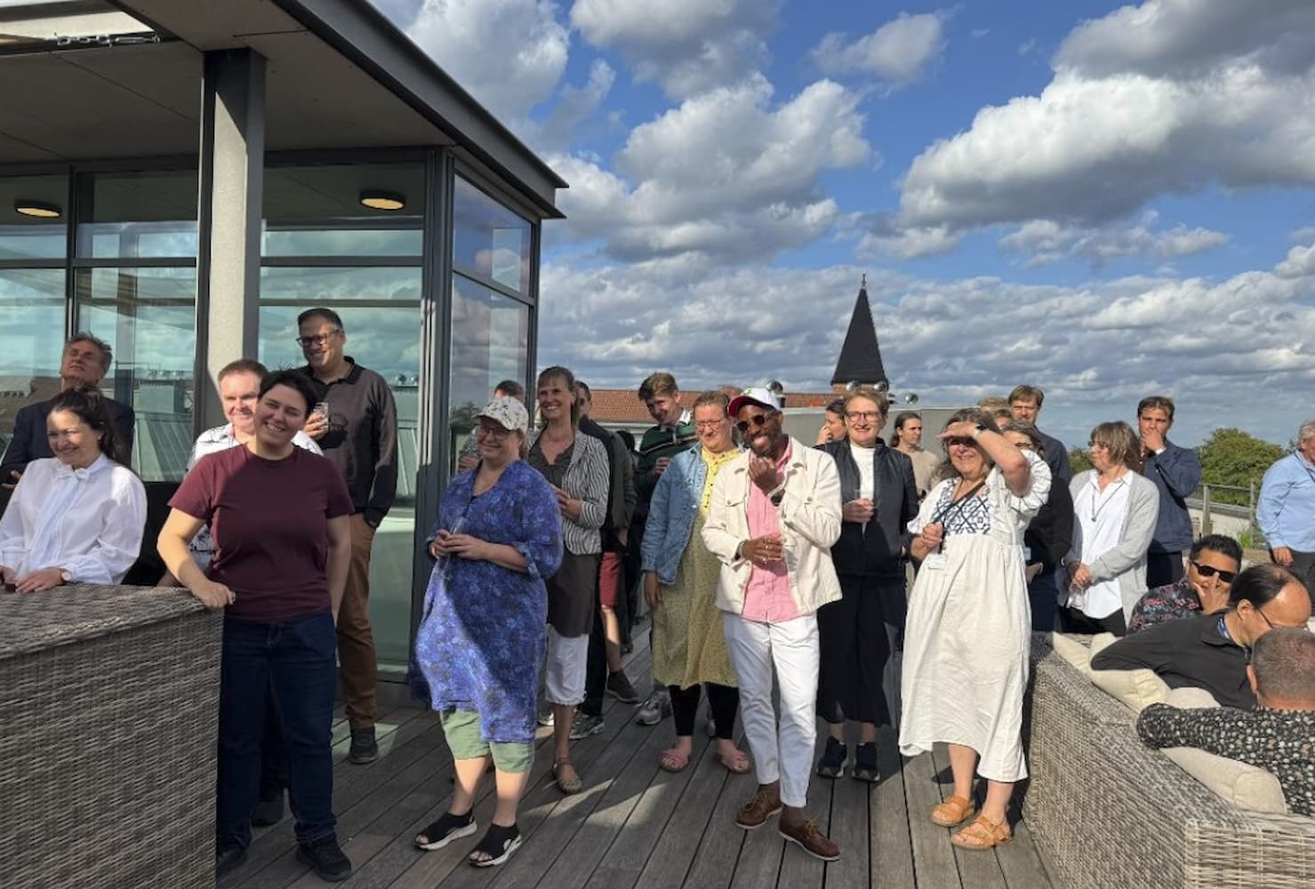 Gode og langvarige relationer er en grundsten for os, så vi holder alumni-event hvert år for tidligere kolleger.