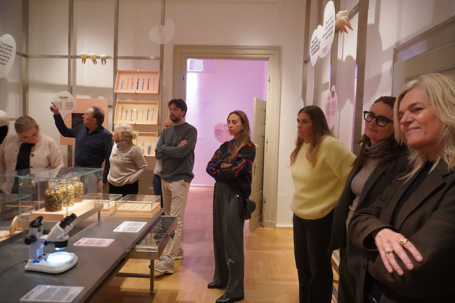 Behandlere fra klinikkerne på medicinsk museion til tværfaglig inspiration