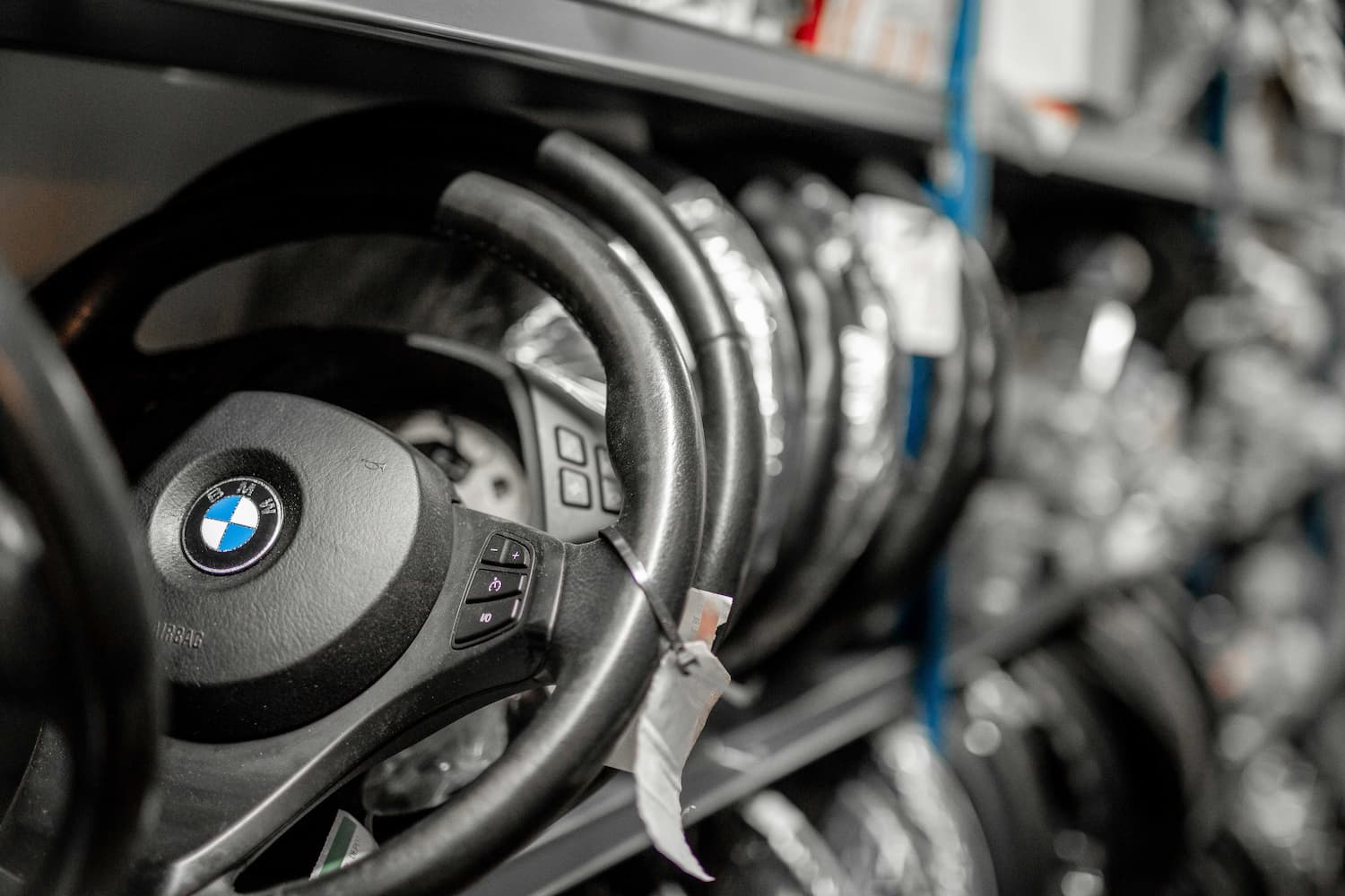 KOED, et datterselskab af Hedin Parts Group, specialiserer sig i demontering og salg af reservedele til BMW.