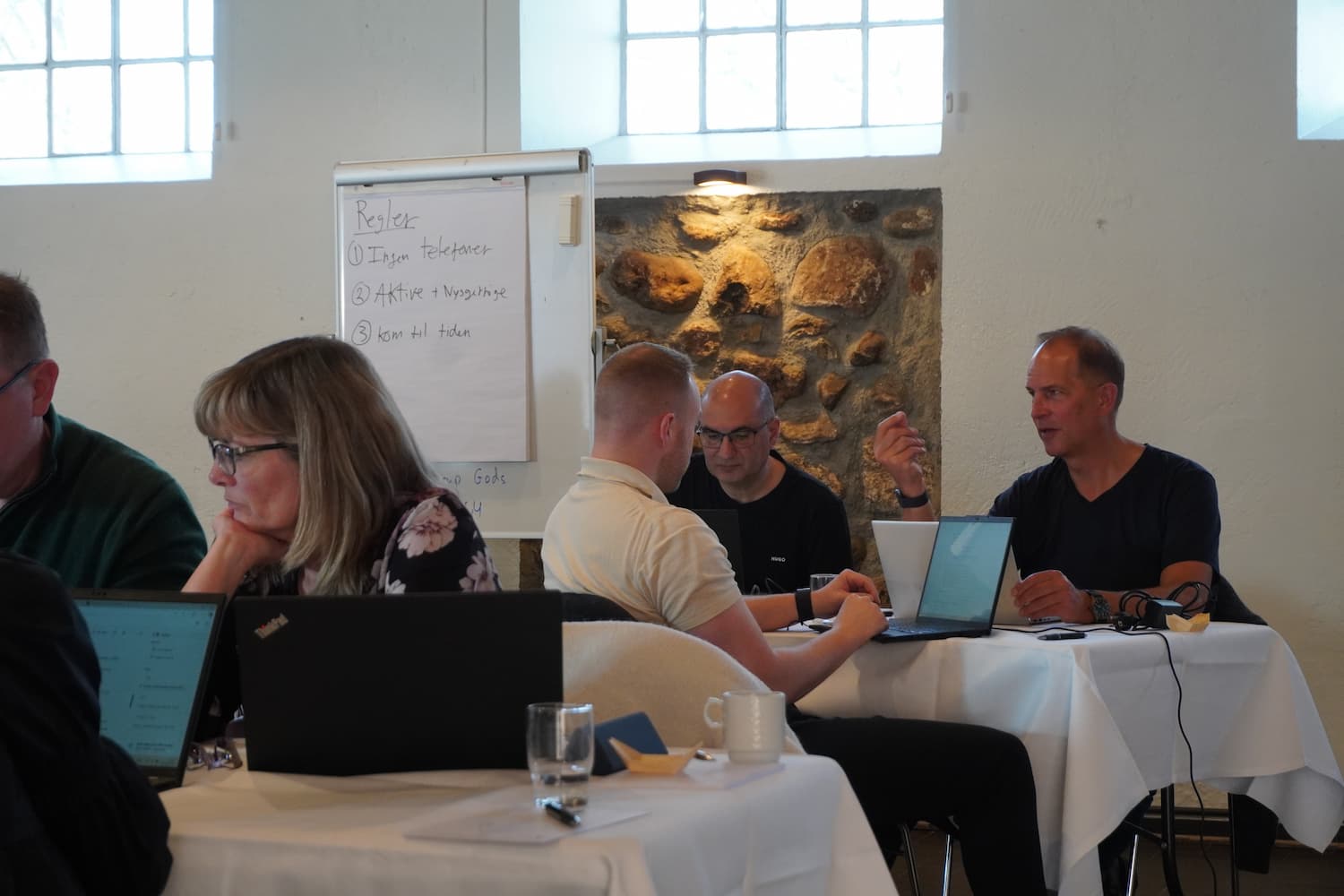 Strategidag med AI-læring og socialt samvær.